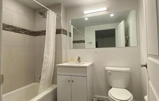 1 bed, 1 bath, $5,000, Unit 1A