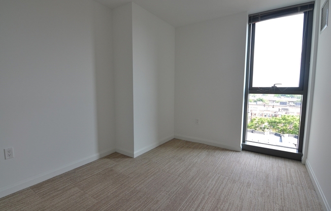 1 bed, 1 bath, 488 sqft, $3,450, Unit 816