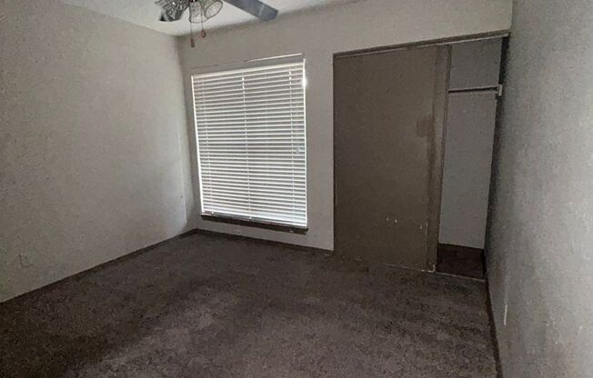 1 bed, 1 bath, 650 sqft, $1,241, Unit 1128