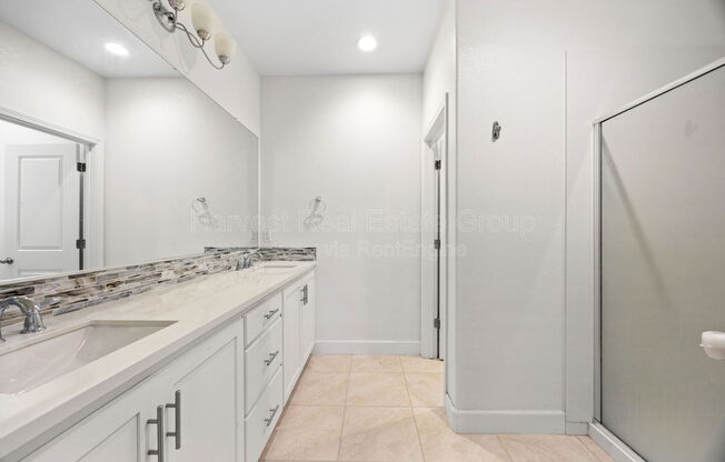 38934 LEMONGRASS WAY