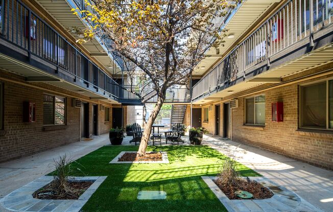 1 bed, 1 bath, 525 sqft, $1,575, Unit 111