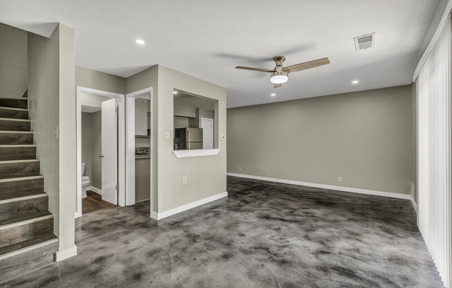 2808 SKWY CIR