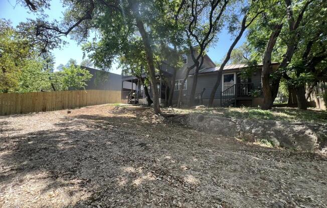 3 beds, 2 baths, 1,568 sqft, $1,495