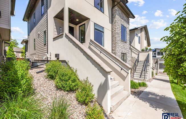 Spacious 3-Bedroom Townhome with Finished Basement Near CSU!