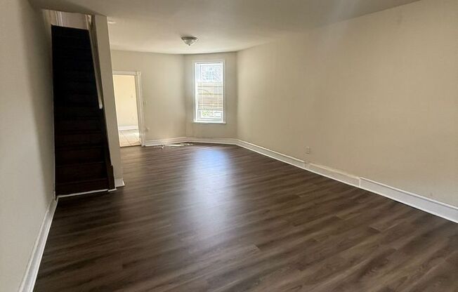 3 BED 1.5 BATH HOME FOR RENT.