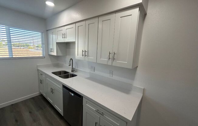 2 beds, 1 bath, $1,445, Unit # 4