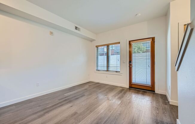 Beautiful 1BD/1BA Boulder Condo - Available Now!