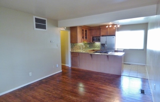 2 Bd 1 Bath in Marmalade Square Condos