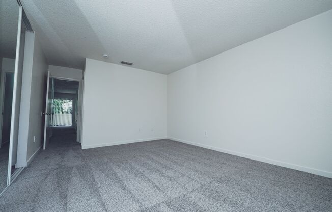 2 beds, 2 baths, 1,020 sqft, $1,850, Unit 30