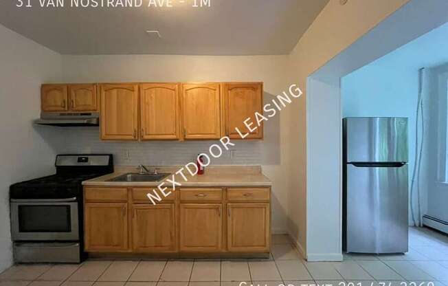 31 VAN NOSTRAND AVE