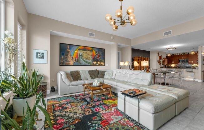 2 beds, 2.5 baths, $4,700
