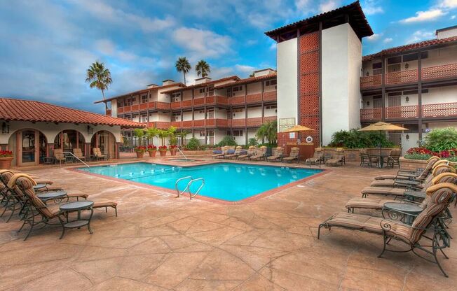 Playa de Oro Apartments