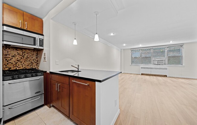 240 East 35th Street