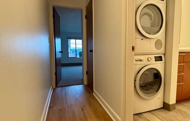 2 beds, 2 baths, 1,031 sqft, $2,650, Unit 006