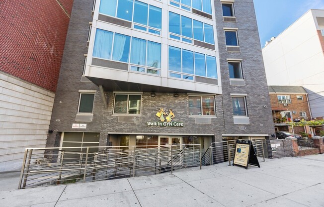 1 bed, 1 bath, $2,900, Unit 304