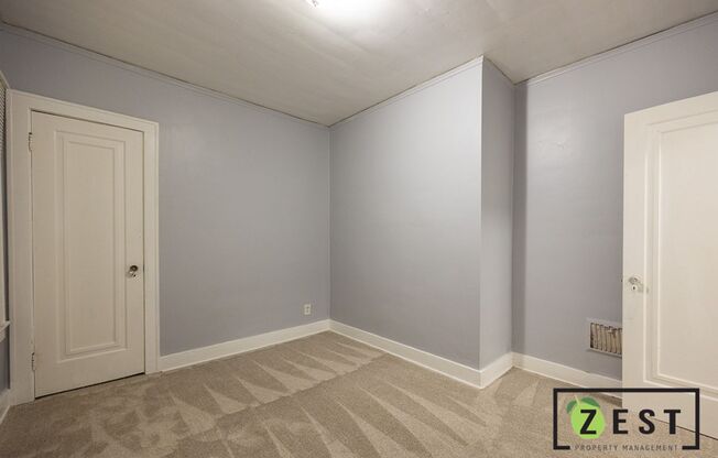 3 beds, 1 bath, $1,250