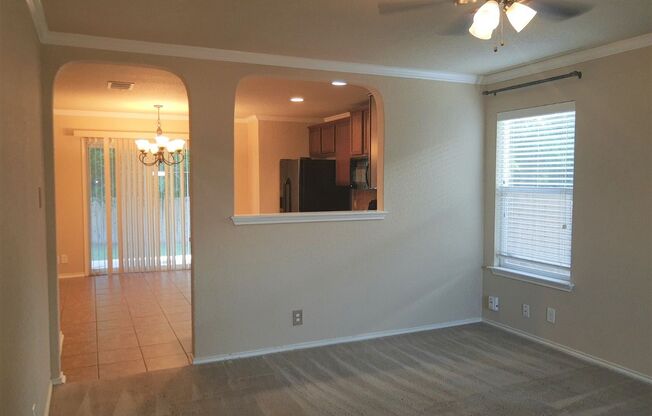 Well Maintained 3 Bedroom Home in Converse