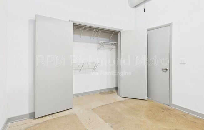 2 beds, 2 baths, 900 sqft, $1,573, Unit 120
