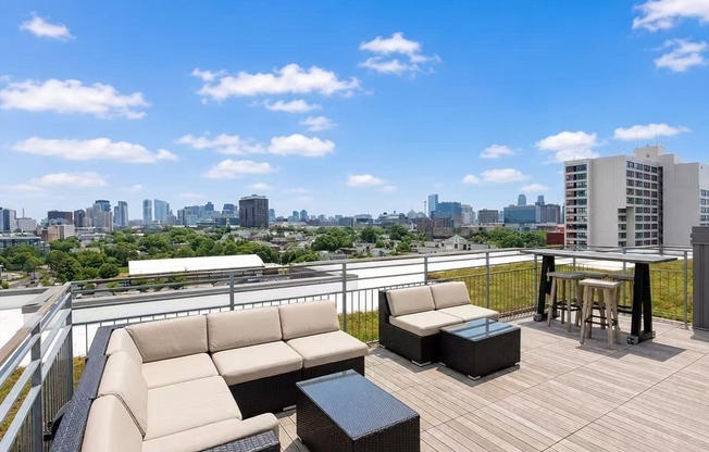 1 bed, 1 bath, 814 sqft, $3,400, Unit 410