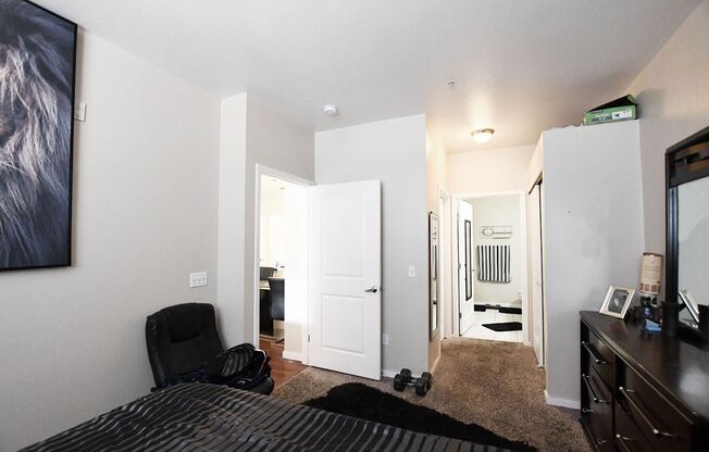 2 beds, 2 baths, $1,895, Unit Unit 303