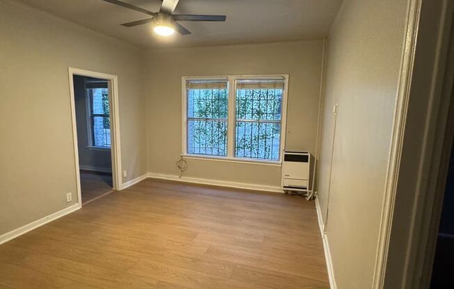 Studio, 1 bath, 440 sqft, $1,233, Unit 102a