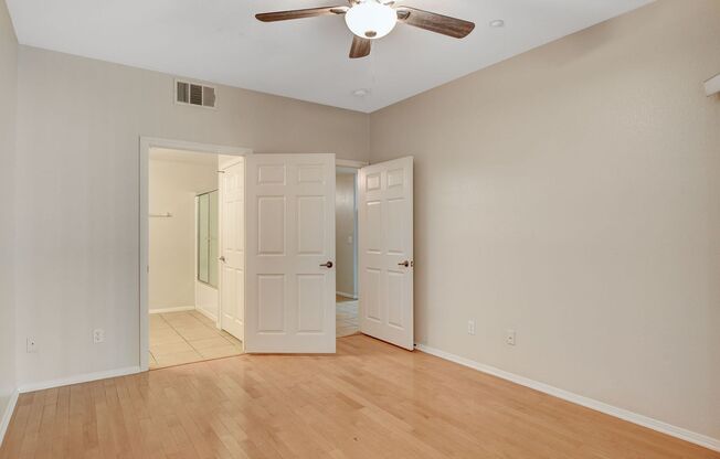 2 beds, 2 baths, $1,600