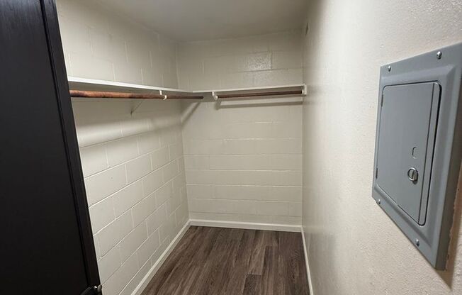 Studio, 1 bath, 480 sqft, $1,095, Unit 103