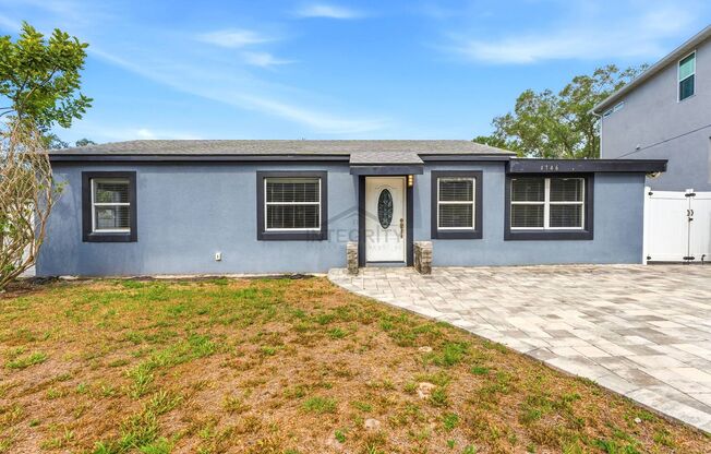 4 Bed/2 Bath, 1,360 Sqft - 4746 W Anita Blvd Tampa, FL 33611