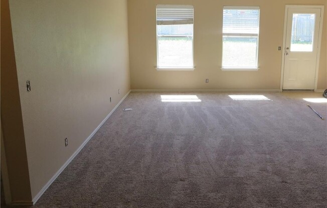 Recently updated 4/2/2 one story in Post Oak!
