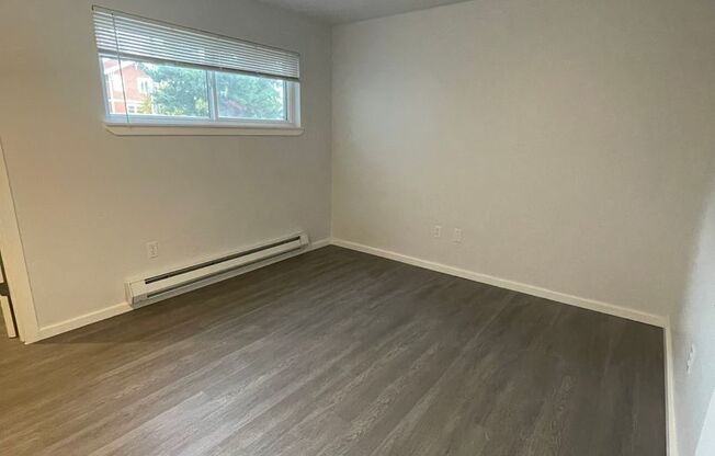 1 bed, 1 bath, $1,725, Unit 106