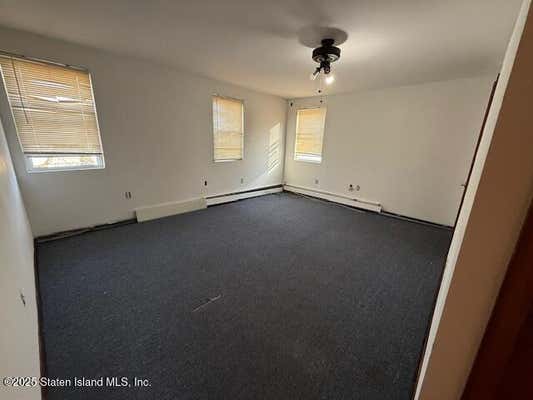 40 JEWETT AVE