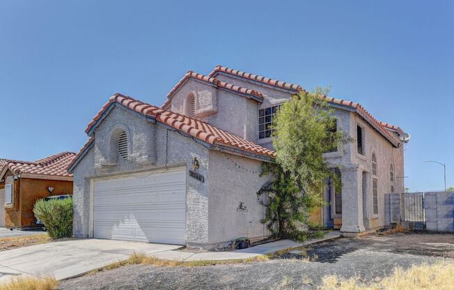 Spacious 2 story home!