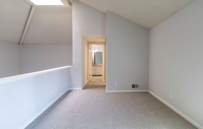 1 bed, 1.5 baths, 1,050 sqft, $1,800, Unit 201