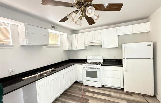 Stuart Street Apartments