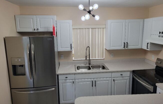 1 bed, 1 bath, 750 sqft, $1,450