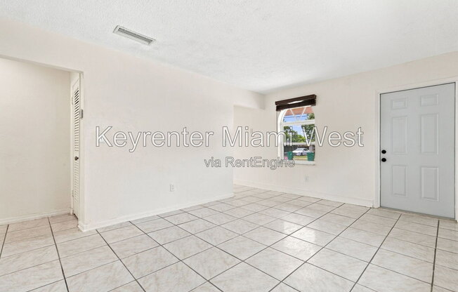 2 beds, 1 bath, 825 sqft, $2,100, Unit 1