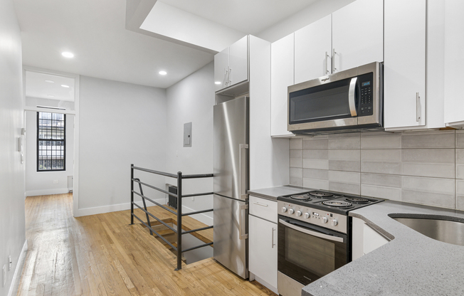 173 CLASSON AVE