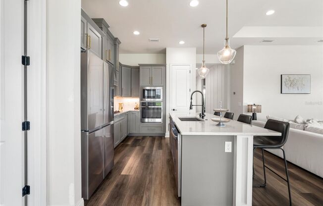 Gorgeous 3/2 in Oakmont!!!