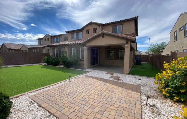 4 beds, 3 baths, $2,899