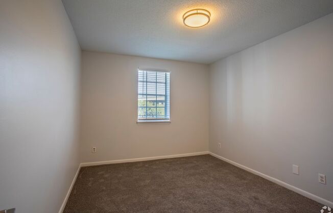 2 beds, 2 baths, 950 sqft, $1,000