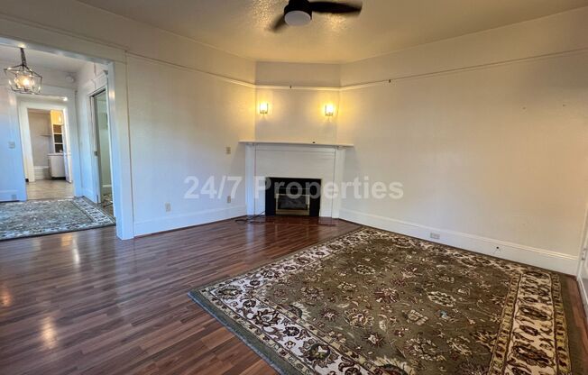 Private One Bedroom with Old Portland Charm!