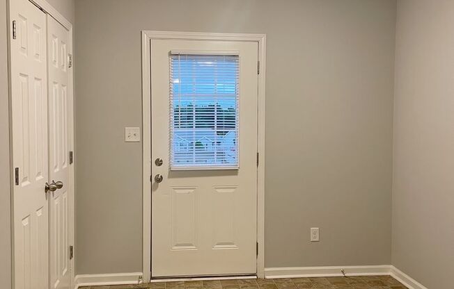 2 beds, 2 baths, $900, Unit 374F
