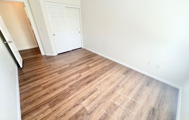 3 beds, 2 baths, $1,565, Unit Bldg K5