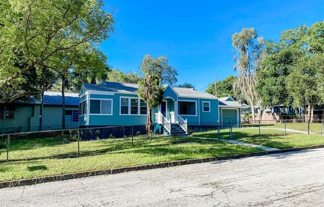 800 W FRANCES AVE