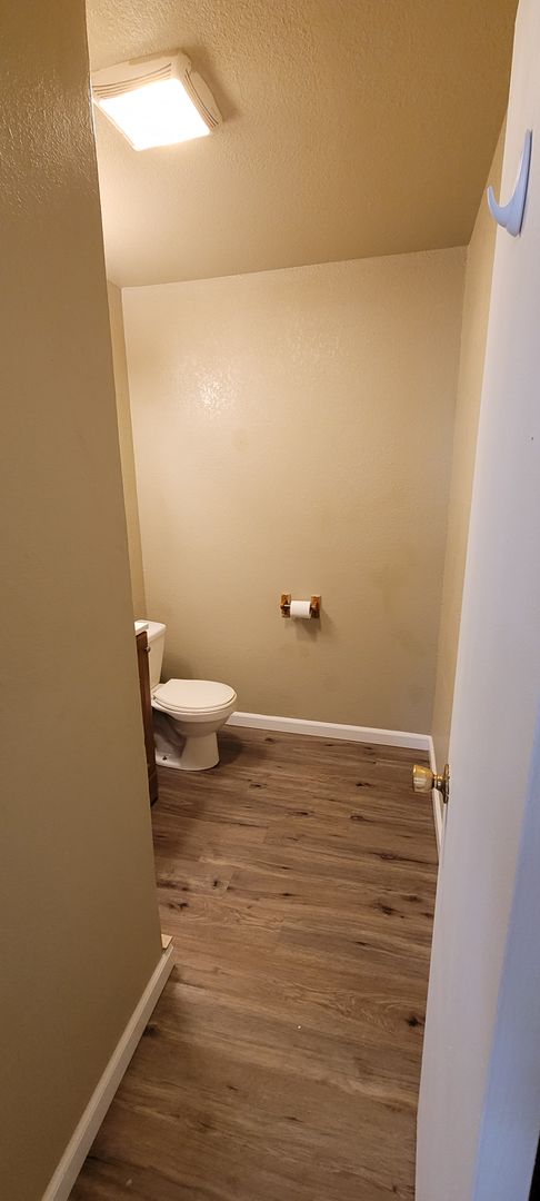 Studio, 1 bath, $775, Unit Apt 7