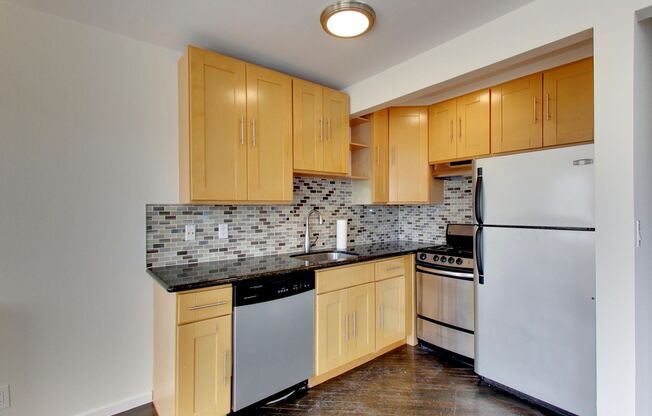 1 bed, 1 bath, 620 sqft, $3,445, Unit 204