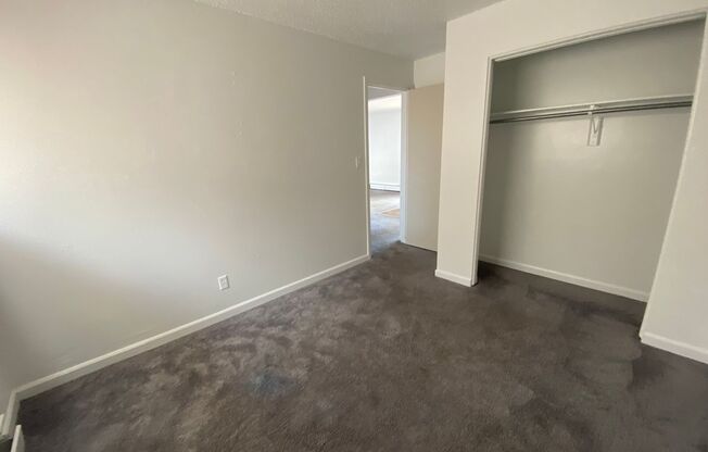 2 beds, 1 bath, 850 sqft, $939