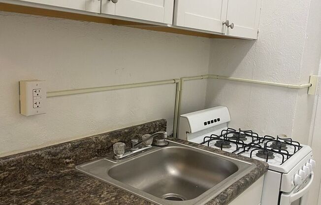 Studio, 1 bath, 308 sqft, $1,250, Unit Bayard Manor 307