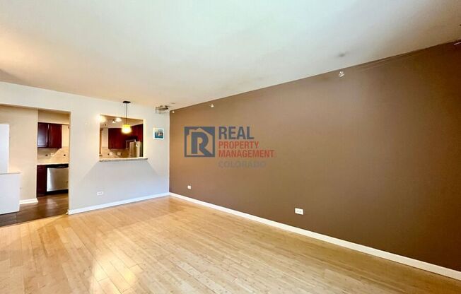 20 S LOGAN ST