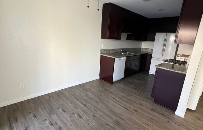 3 beds, 2.5 baths, 1,425 sqft, $2,900, Unit 8717 Central Way